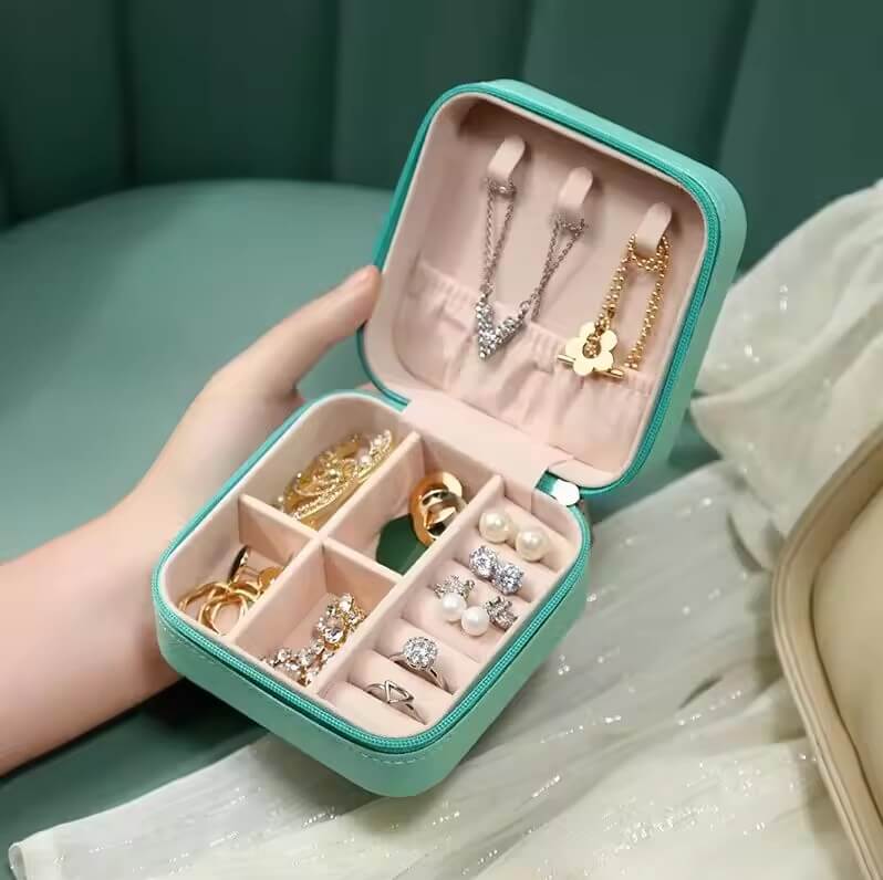 Jewelry Organizer Box For Girls PortableOrganizer For Rings, Earrings, Necklaces & Bracelets Stylish Jewelry Display Case